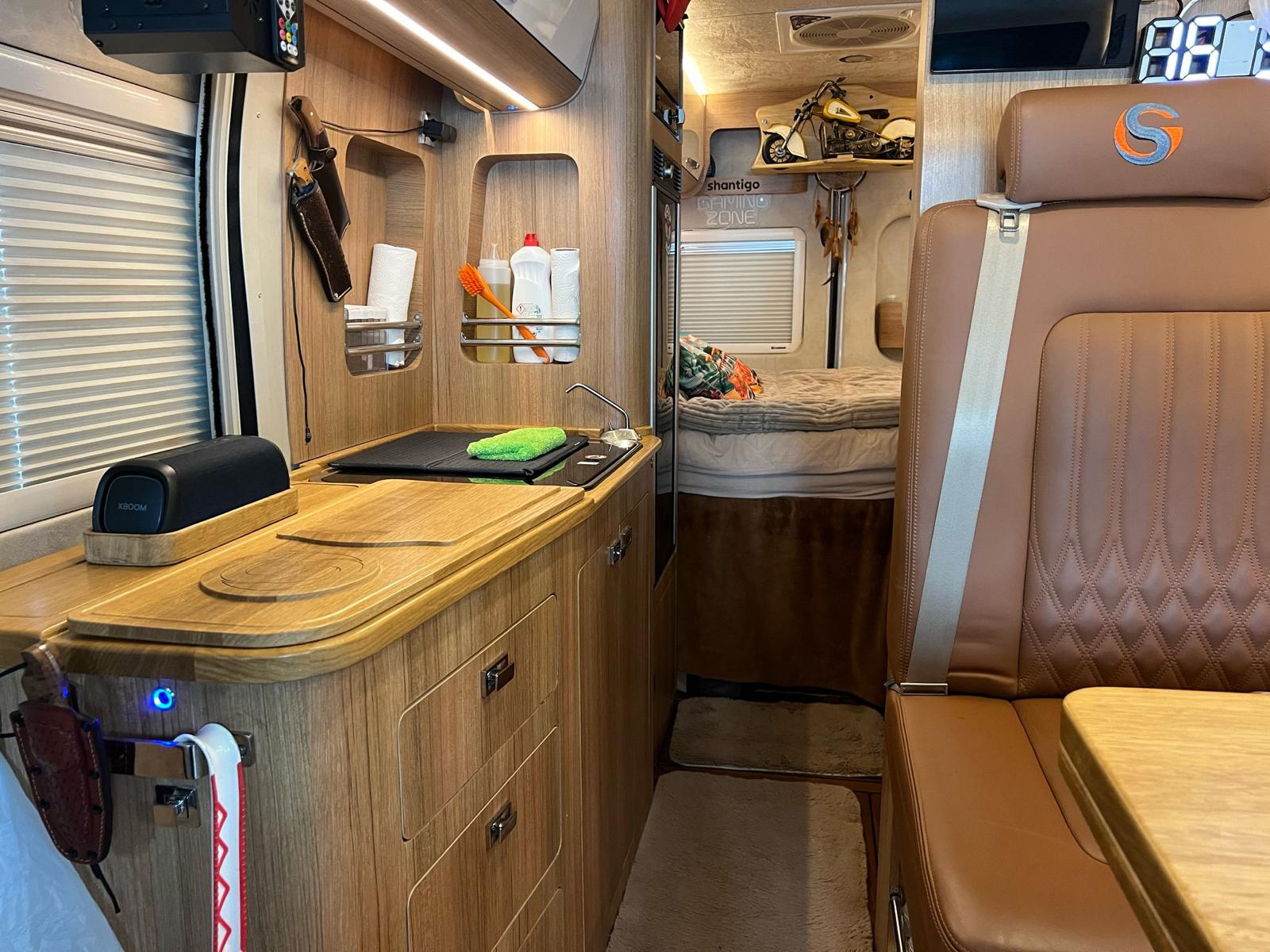 SG4 Karavan mutfak alanı